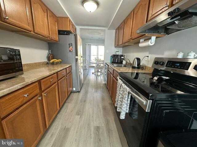 8852 Teakwood Ct - Photo 3 of 23