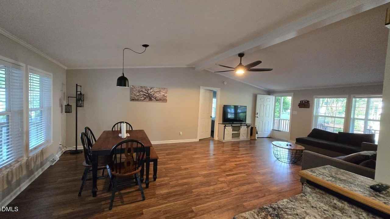 530 Avent Ferry Rd - Photo 6 of 27