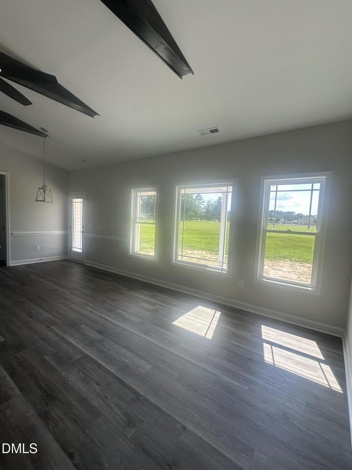 87 Budd Godwin Ln - Photo 5 of 19