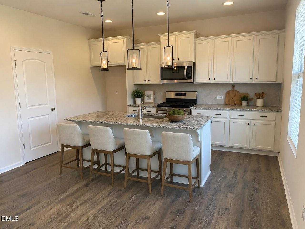 661 Grand Central Sta - Photo 7 of 19