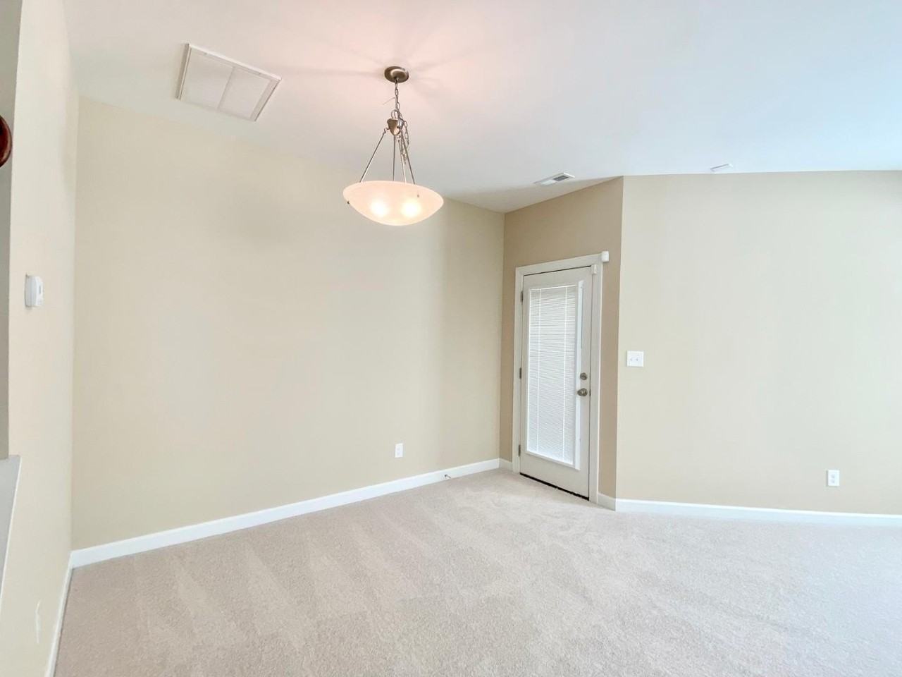 2022 Chancellor Pl - Photo 4 of 24