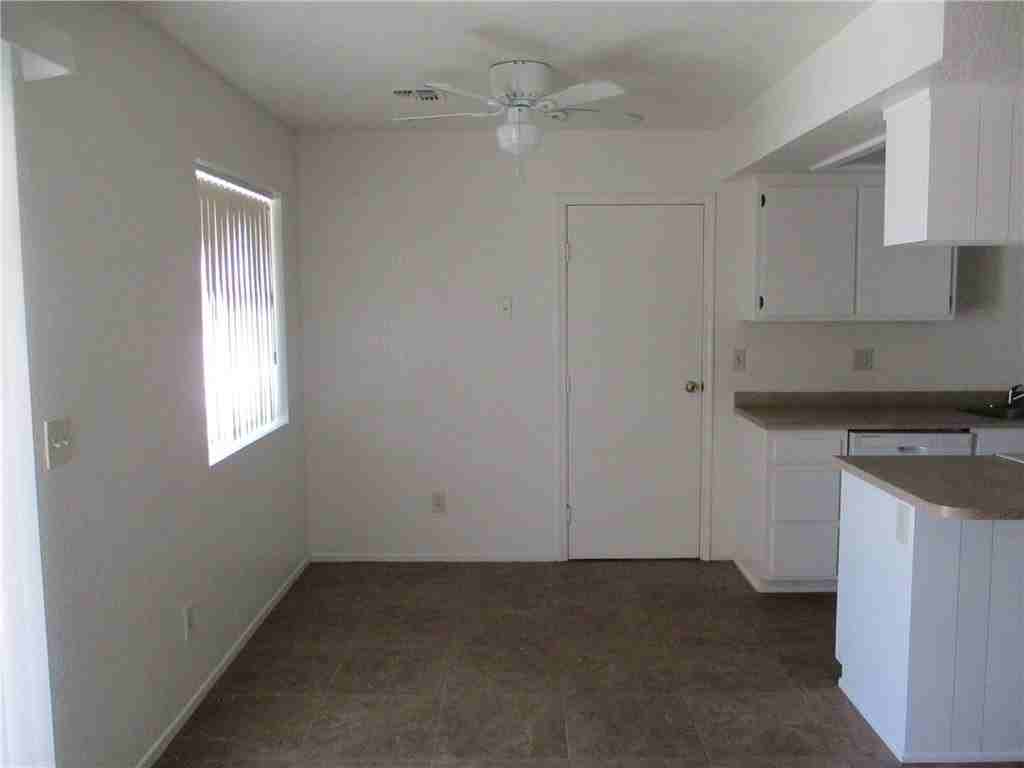 5090 S La Calzada Dr Apt B - Photo 3 of 11