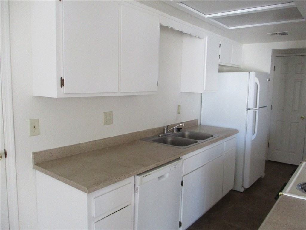 5090 S La Calzada Dr Apt B - Photo 5 of 11