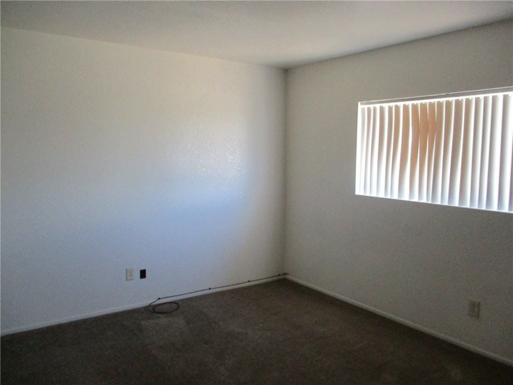 5090 S La Calzada Dr Apt B - Photo 7 of 11