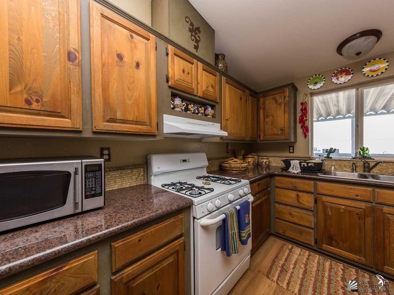 13536 E 52nd St - Photo 5 of 18
