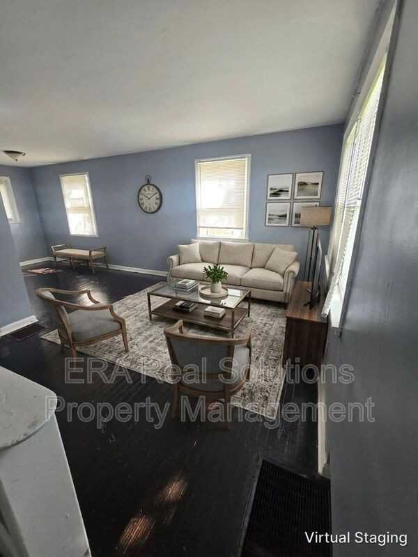 1110 E 23rd Ave - Photo 3 of 23