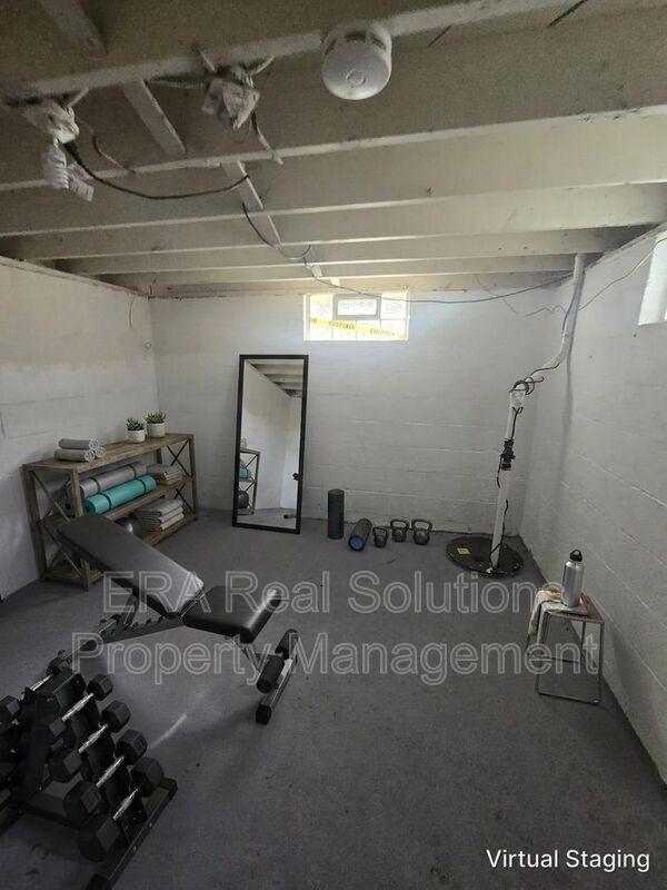 1110 E 23rd Ave - Photo 7 of 23