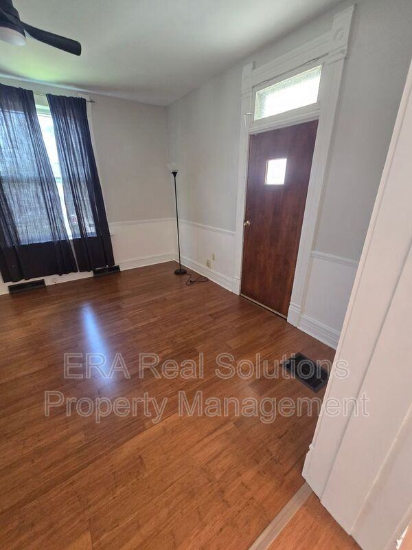 121 Chicago Ave - Photo 7 of 34