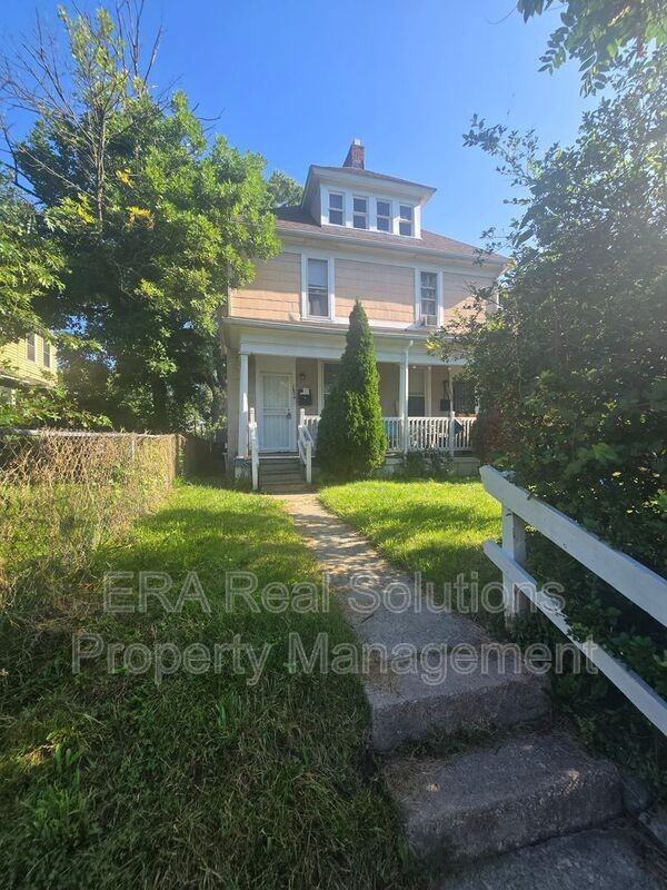 1604 Minnesota Ave - Photo 2 of 29