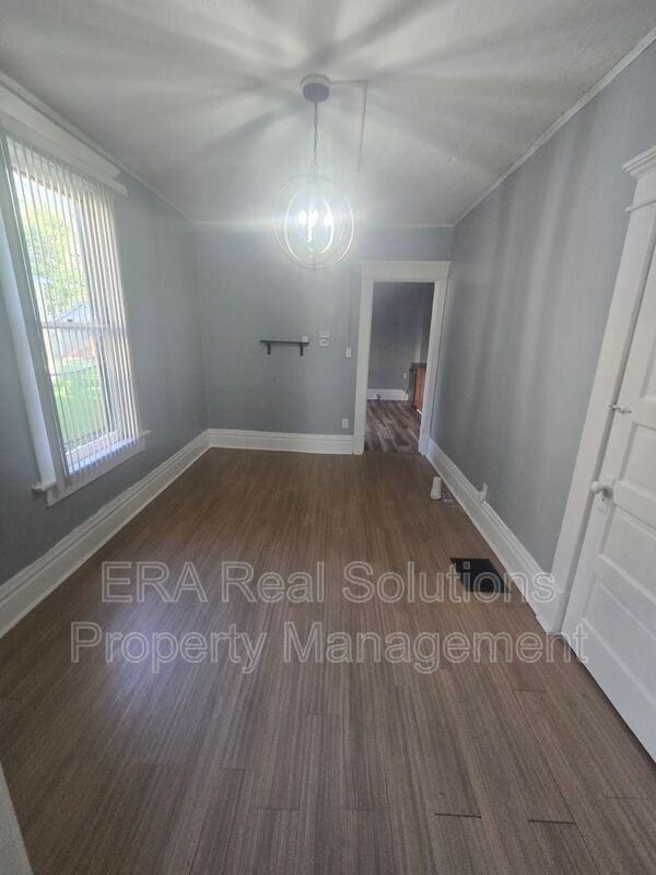 1604 Minnesota Ave - Photo 6 of 29