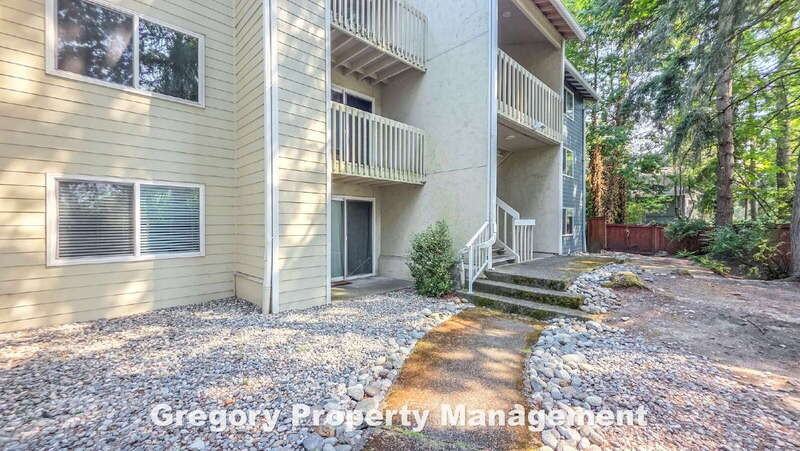 9474 Redmond Woodinville Rd Ne #A105 - Photo 5 of 20