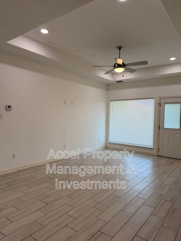 418 Gonzalez Dr - Photo 2 of 28