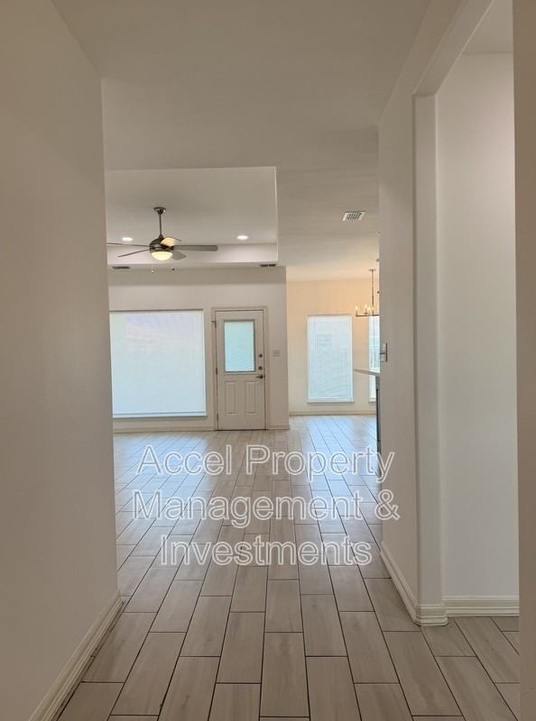 418 Gonzalez Dr - Photo 3 of 28