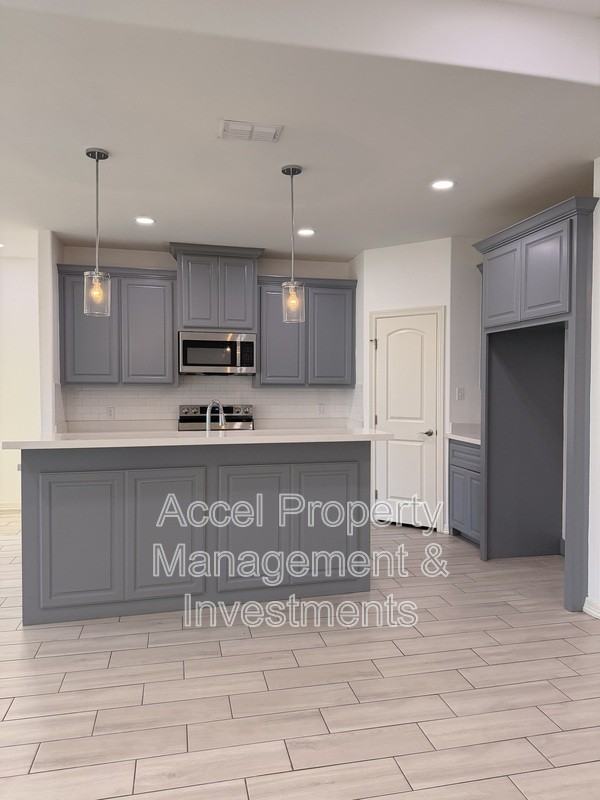 418 Gonzalez Dr - Photo 6 of 28