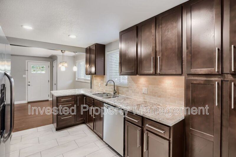 2591 S Raleigh St - Photo 6 of 25