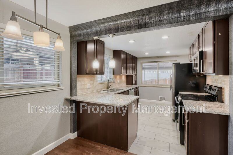 2591 S Raleigh St - Photo 7 of 25