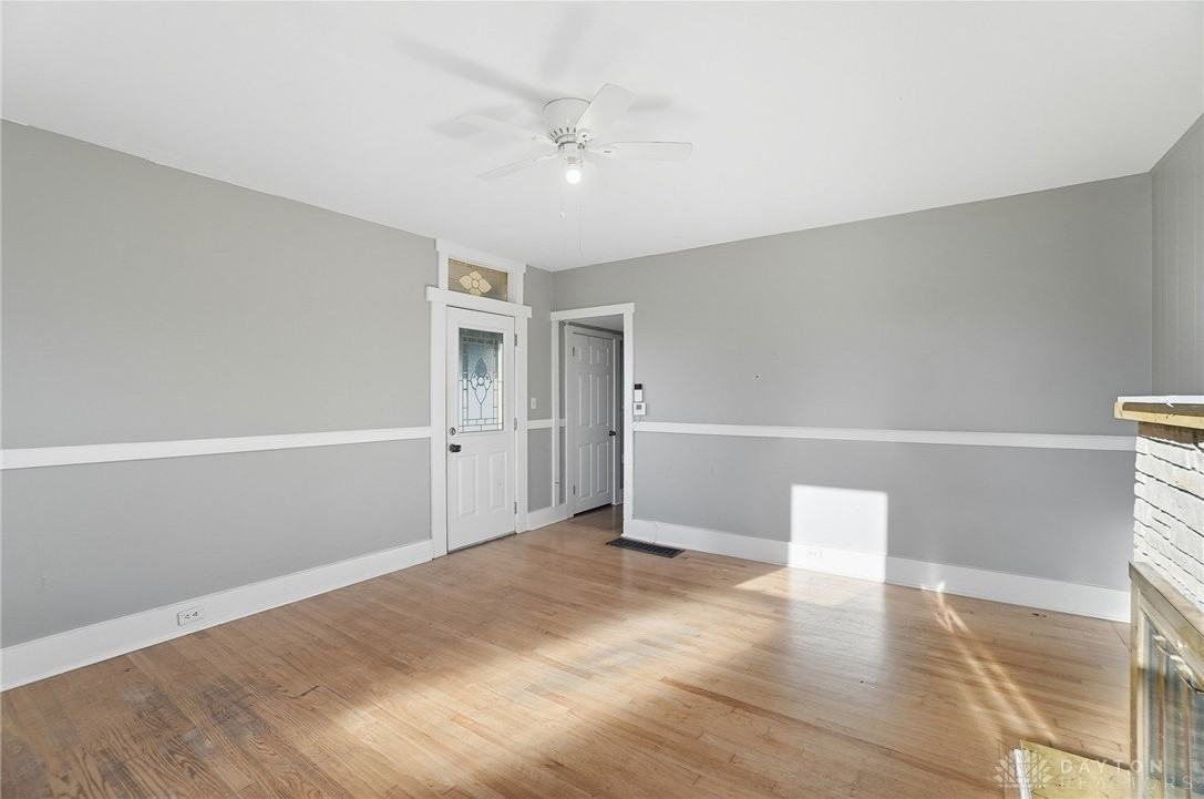 149 Boltin St - Photo 6 of 38