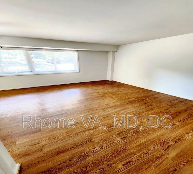 3220 S 28th St #204 - Photo 3 of 7