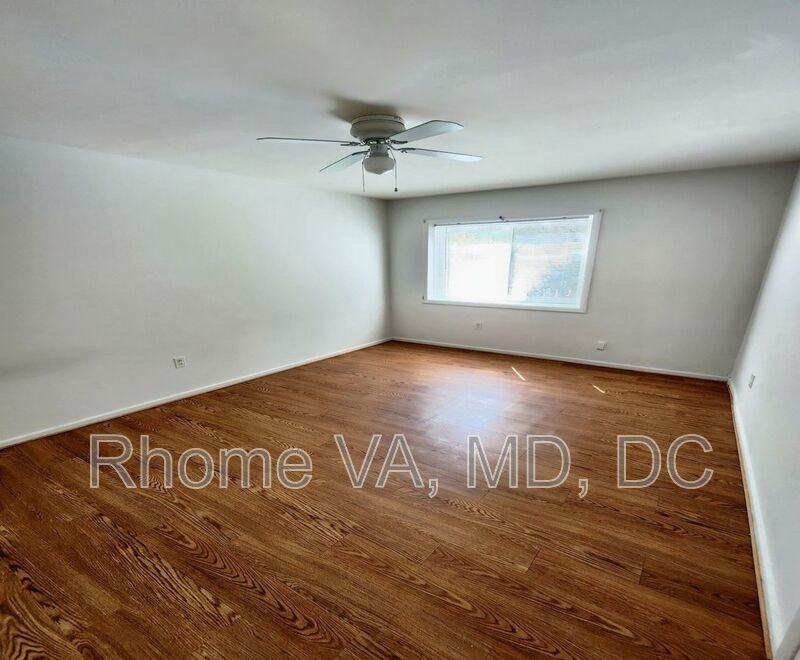 3220 S 28th St #204 - Photo 5 of 7