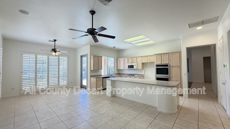 37544 Wyndham Rd - Photo 3 of 30