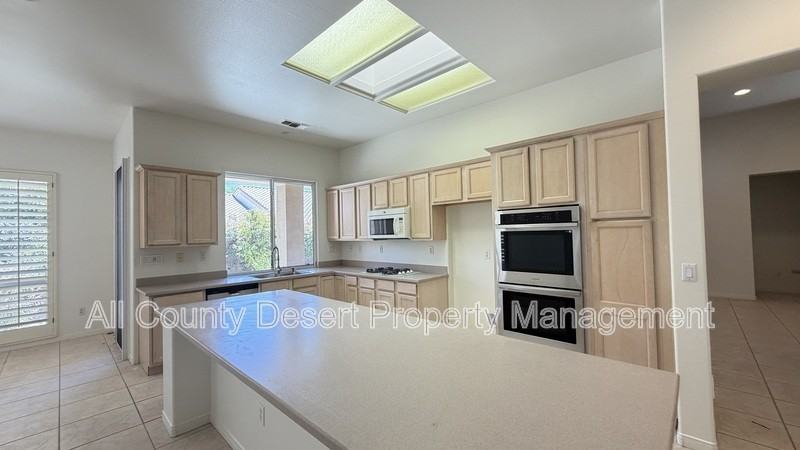 37544 Wyndham Rd - Photo 4 of 30