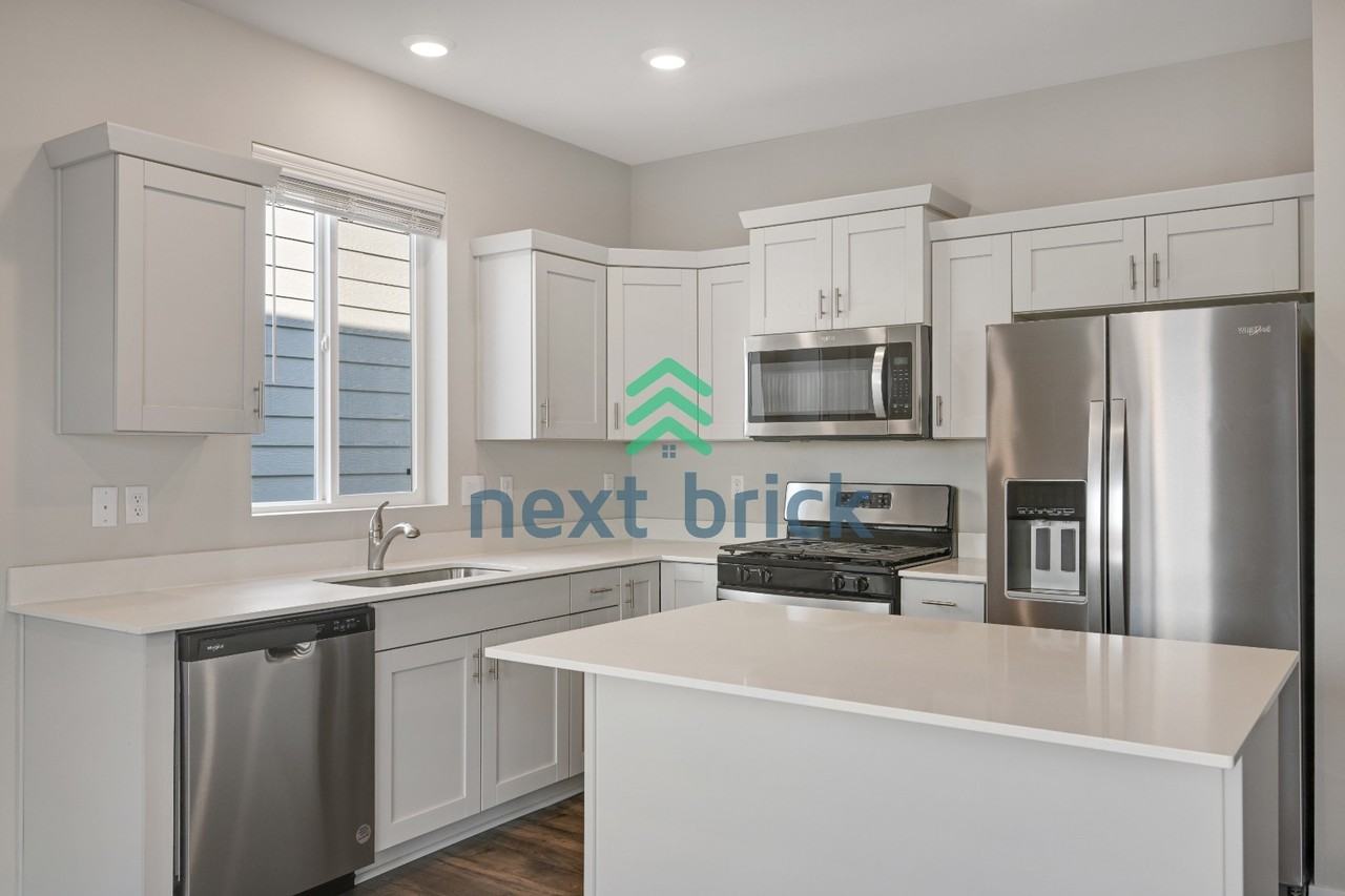 206 17th Dr - Photo 4 of 26