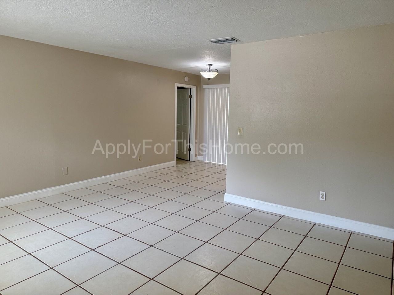 14022 Arbor Knoll Cir - Photo 2 of 33
