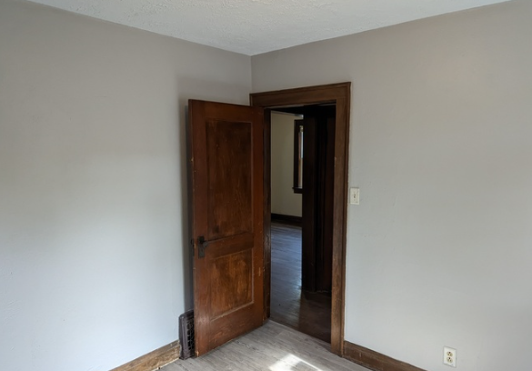 902 York St #1 - Photo 5 of 21
