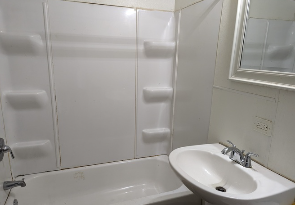 902 York St #1 - Photo 6 of 21