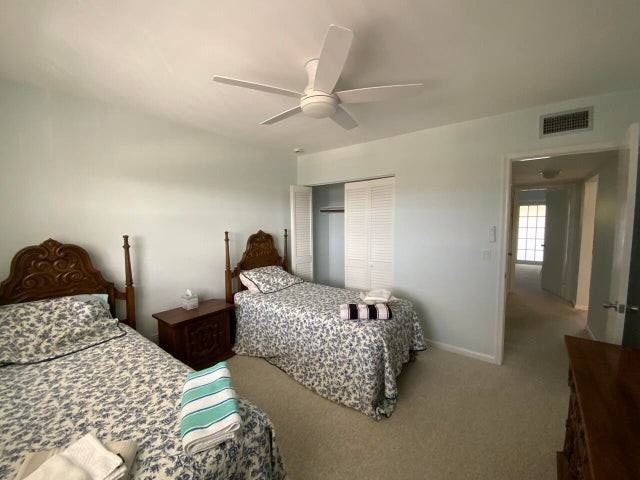 120 Lehane Terrace - Photo 7 of 8