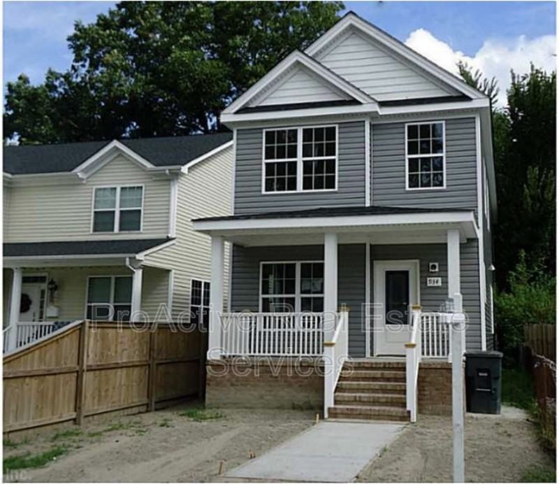 934 Woronoca Ave - Photo 2 of 12