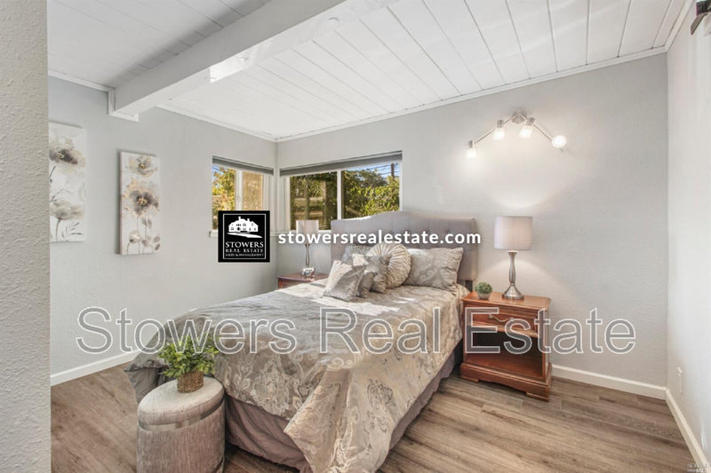 2073 Overhill Rd - Photo 7 of 14