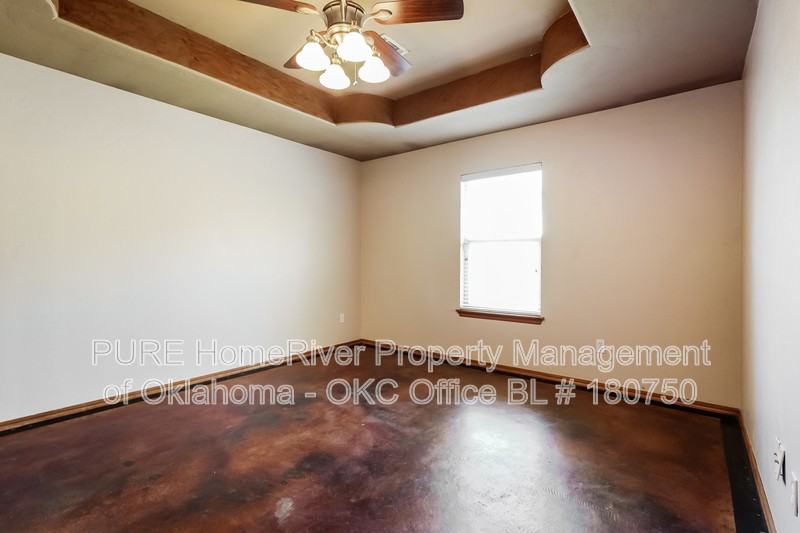 11101 Sw 6th St - Photo 6 of 22