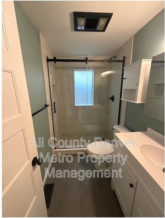 1317 Zenobia St - Photo 5 of 18