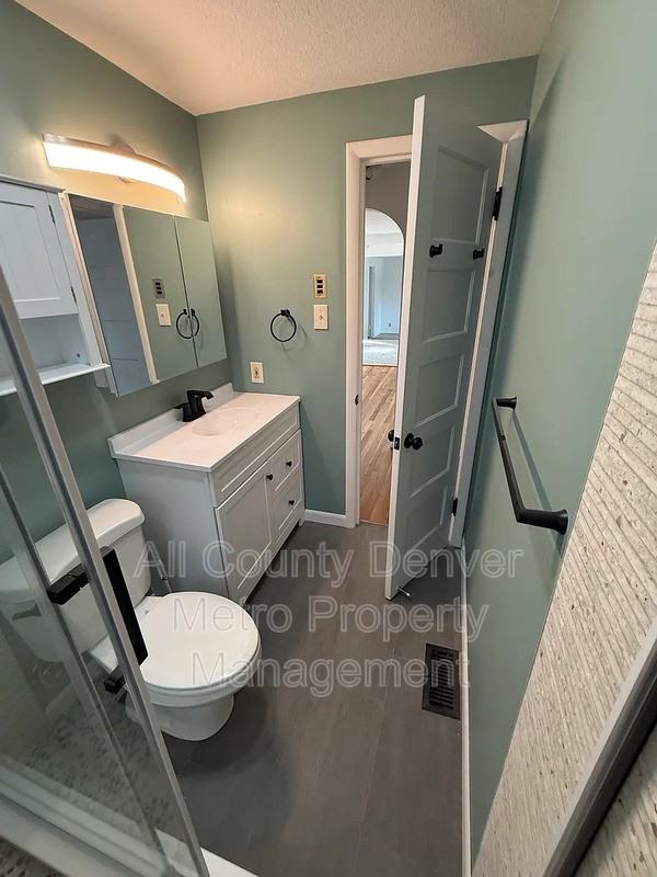 1317 Zenobia St - Photo 7 of 18