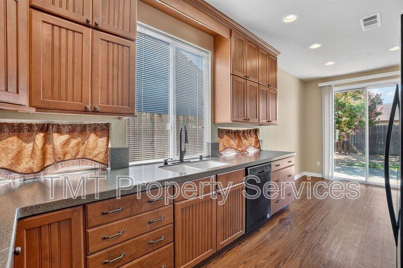 8874 Mandalay Way - Photo 2 of 28