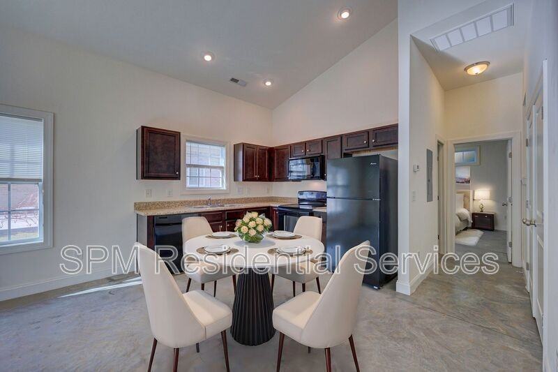 2615 Broadbill Ln #A - Photo 7 of 13