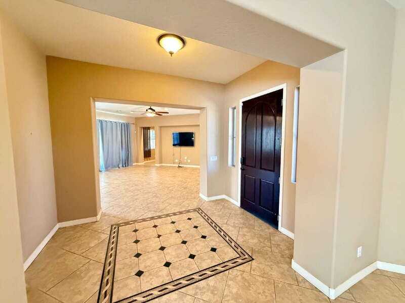 6250 S Rochester Dr - Photo 4 of 47