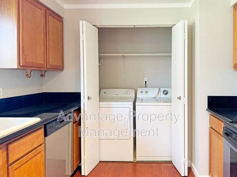 1250 Nw 23rd St #20 - Photo 6 of 18