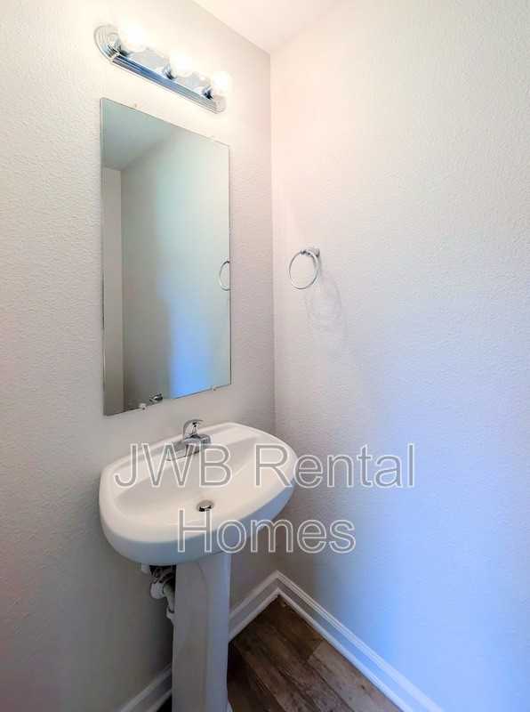 6805 Lake Mist Ln - Photo 6 of 20