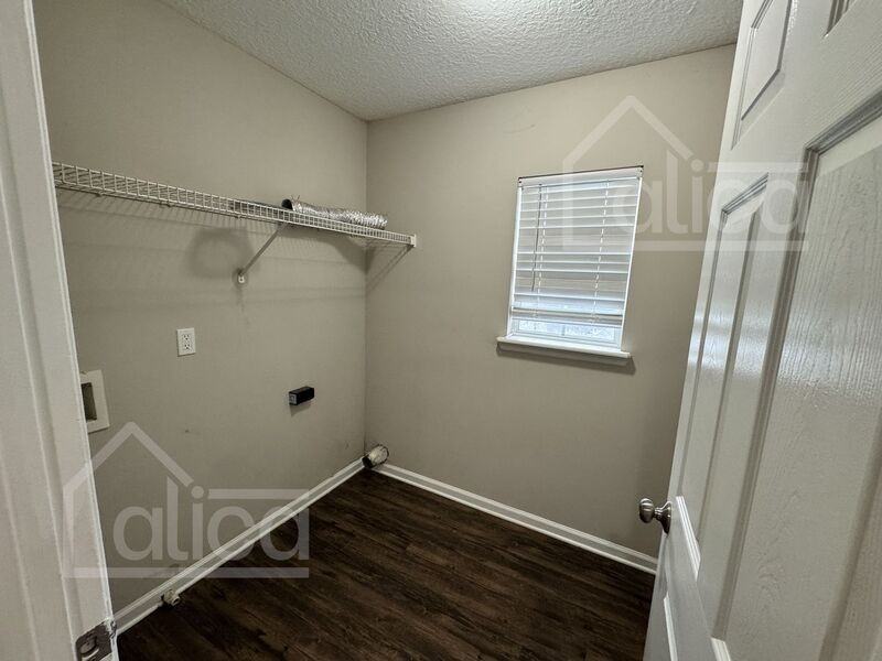11550 Pleasant Creek Dr - Photo 3 of 20