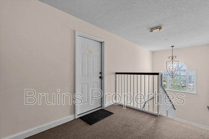 6117 Hedgecock Cir #3D - Photo 2 of 17