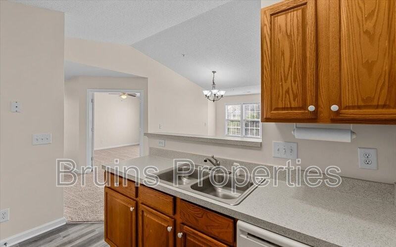 6117 Hedgecock Cir #3D - Photo 7 of 17