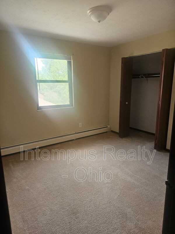 6321 Saint Andrews Dr #10 - Photo 7 of 8