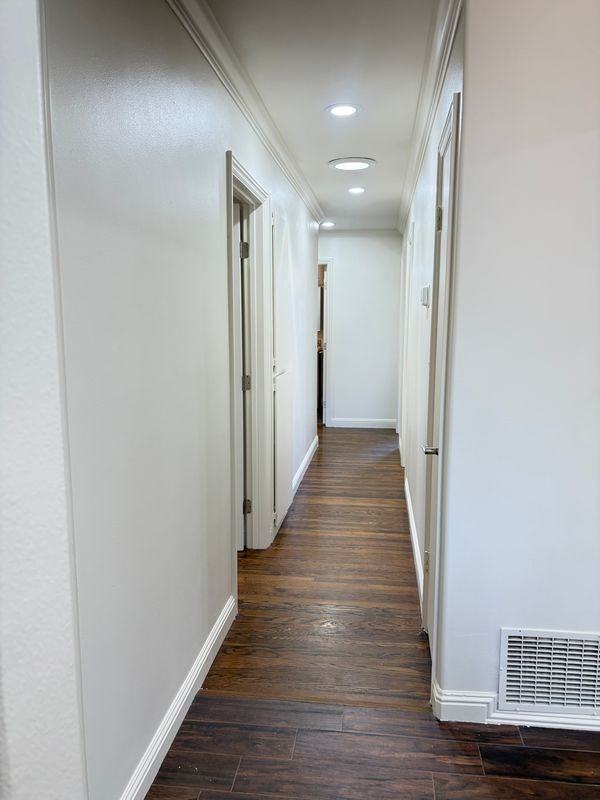 Pineland Ave - Photo 5 of 27