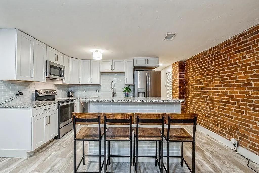 31 Elizabeth St ##G7 - Photo 2 of 12