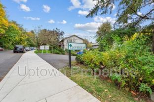 1420 Sw Bertha Blvd #C8 - Photo 1 of 1