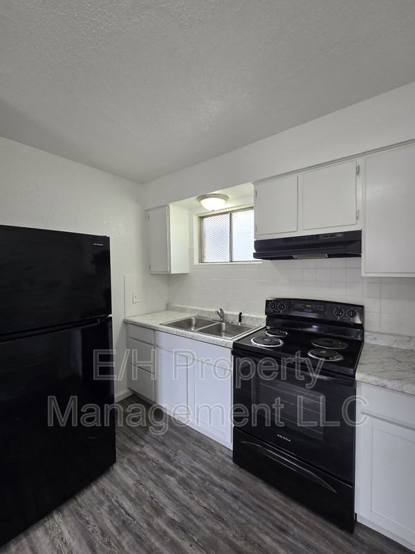 1916 S Broadway Ave #37 - Photo 5 of 9