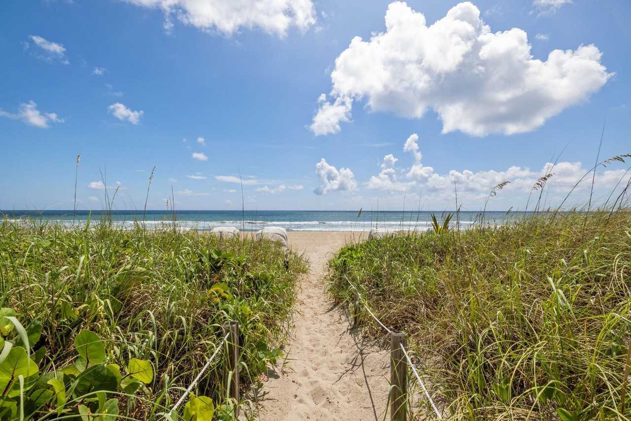 2774 S Ocean 205 Boulevard - Photo 4 of 36