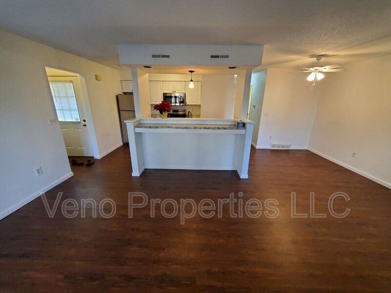 111 Yorktown Dr - Photo 6 of 28